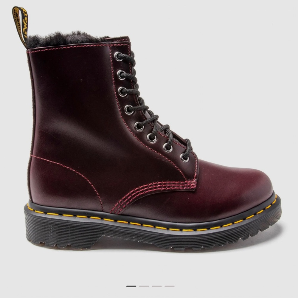 Dr. Martens - Picture 2 of 4